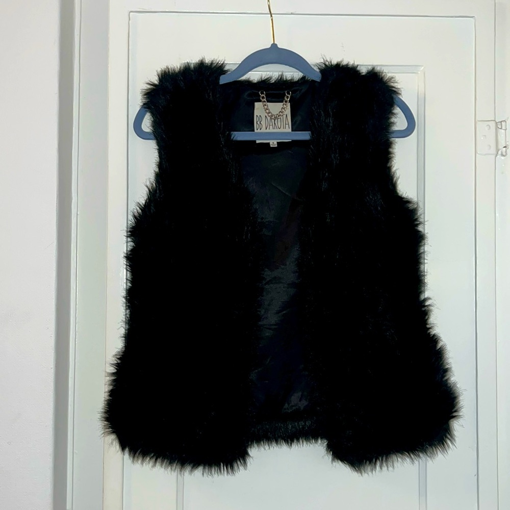 BB Dakota Faux Fur vest